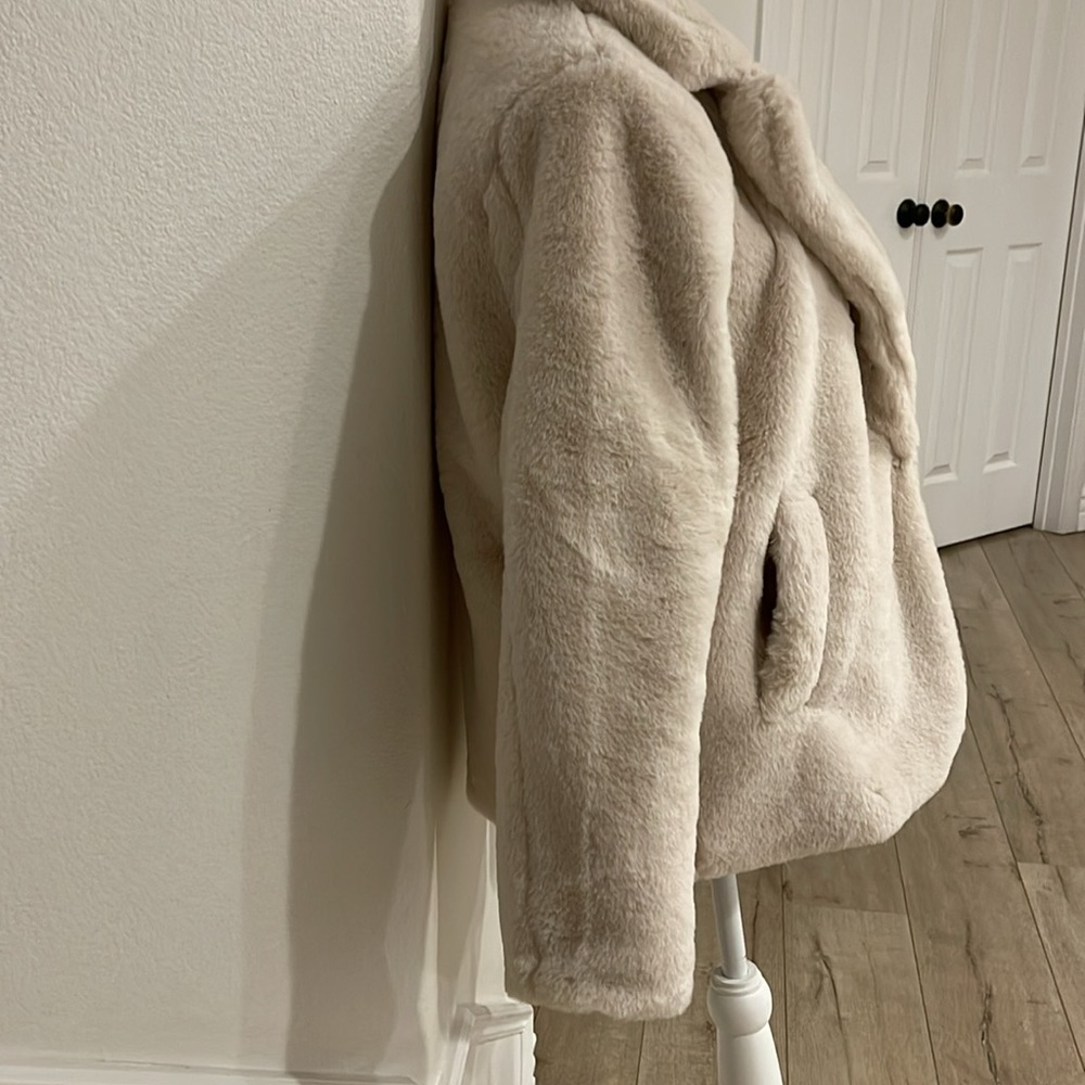 Women’s medium very clean outerwear jacket - Picture 3 of 8